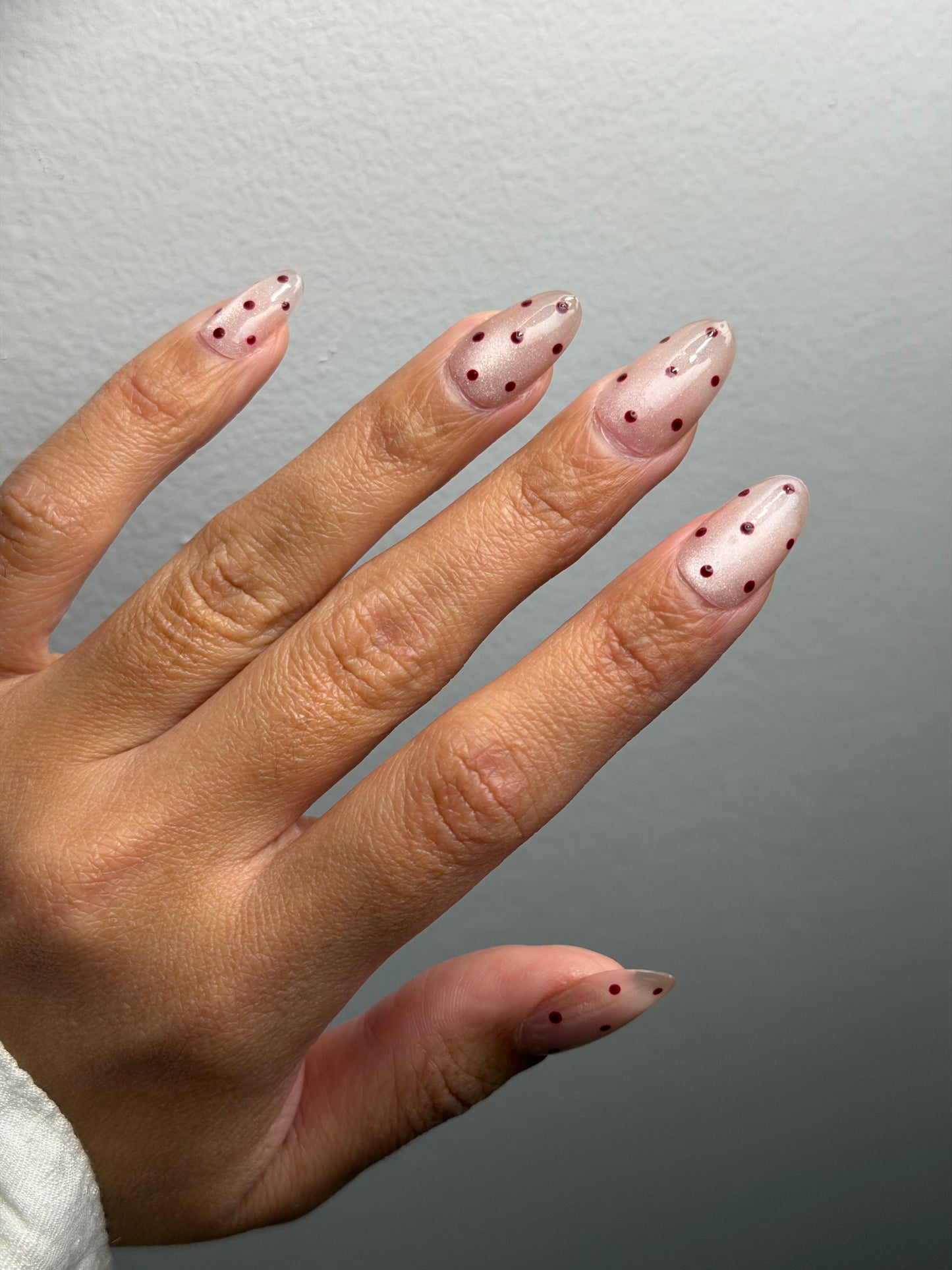Cateye with polkadots design ￼